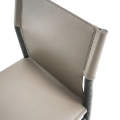 Sedia Ledermann in Pelle Marrone #2 di Tom Kelley