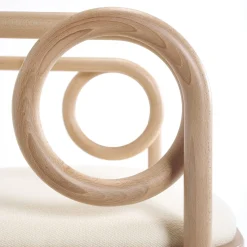 Sedia Loop White di India Mahdavi