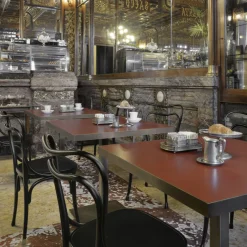 Sedia Loos Café Museum con seduta massiccia di Adolf Loos