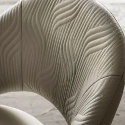 Sedia Luxor in pelle trapuntata beige