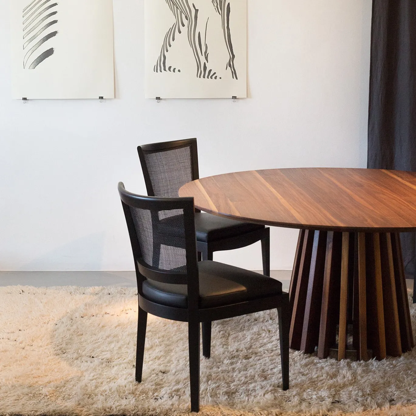 Sedia Milano nera in legno di ciliegio