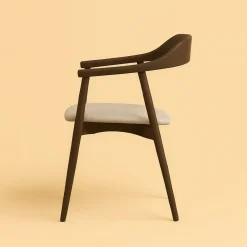 Sedia minimalista Mikura in Legno