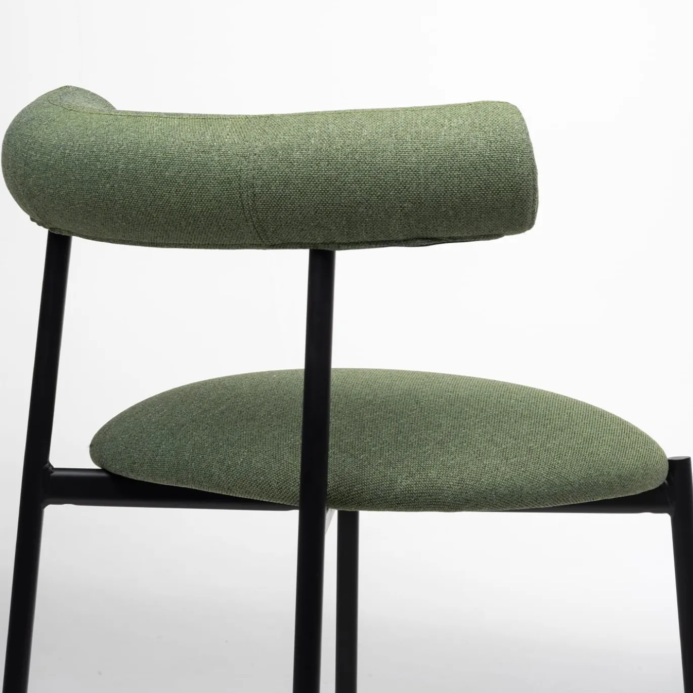 Sedia Pampa S verde e nera di Studio Pastina