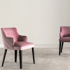 Sedia Royale Quilt in velluto rosa e rovere nero di Castello Lagravinese