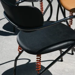 Sedia Spring Black di Front