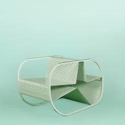 Seduta e tavolino Flip White di Salomé Hazan