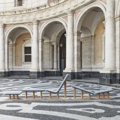 Segni Un set di 5 panche in edizione limitata di Lanzavecchia e Wai
