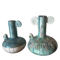 Set di 2 Anfore Spirali nel Tempo in Ceramica Azzurra della Collezione Micromondo