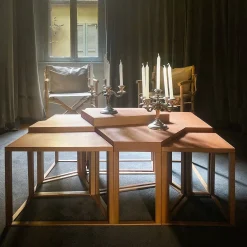 Set di tavolini a incastro Thelados con piano in pelle