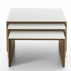 Set di 3 Tavolini a Incastro Trio in Teak Bianco