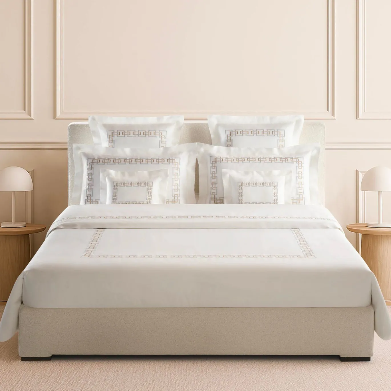 Set Lenzuola QENA ricamate in Cotone Percalle Bianco