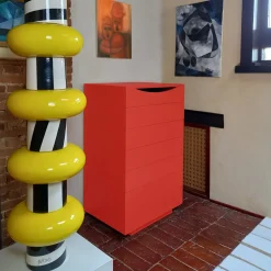 Settimino Rosso in legno di frassino verniciato