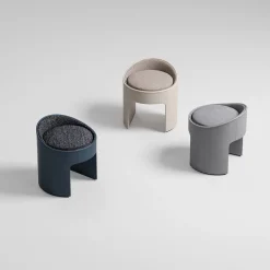 Sgabellino imbottito rotondo Vanity in pelle blu