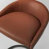 Sgabello alto Sign in pelle marrone con base in ottone finitura bronzo