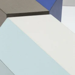 Sgabello Atlas con striscia verticale azzurra