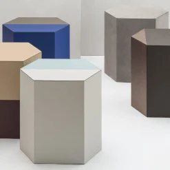 Sgabello Atlas con striscia verticale azzurra