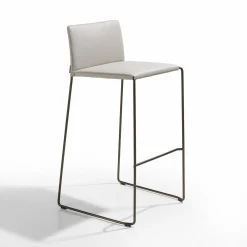 Sgabello da bar Bizzy in pelle Pearl