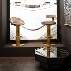 Sgabello da bar Elide in ottone dorato