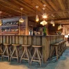 Sgabello da bar Giraffa in noce di Nigel Coates