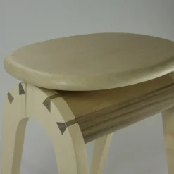 Sgabello Elliptic bicolore
