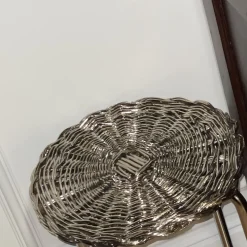 Sgabello in metallo intrecciato placcato argento