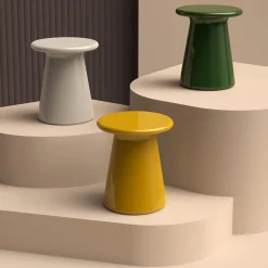 Sgabello Oriental in ceramica smaltata gialla