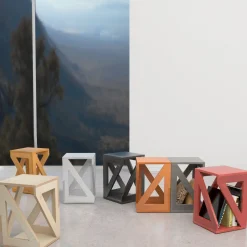 Sgabello Pitagora Red di Antonio Saporito