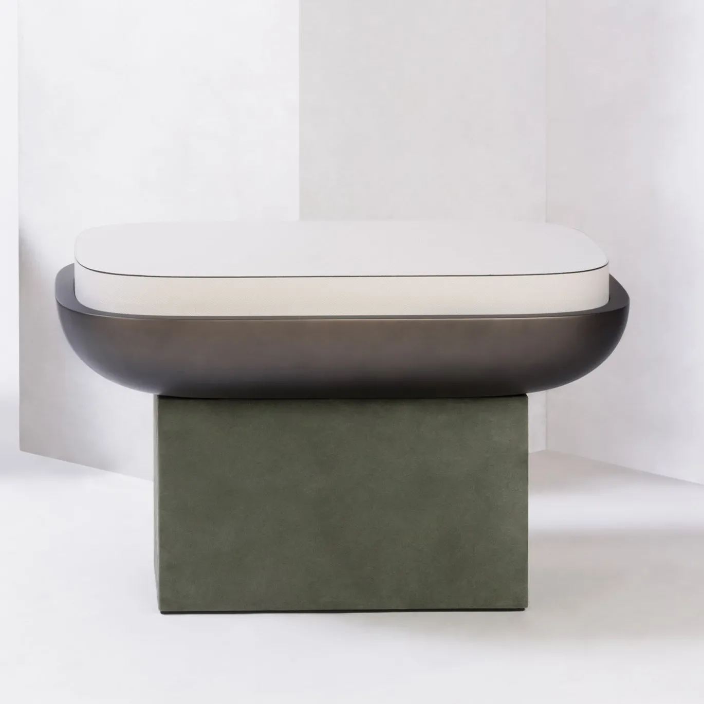Sgabello rettangolare Olympia