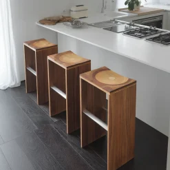 Sgabello Ripples di Toyo Ito