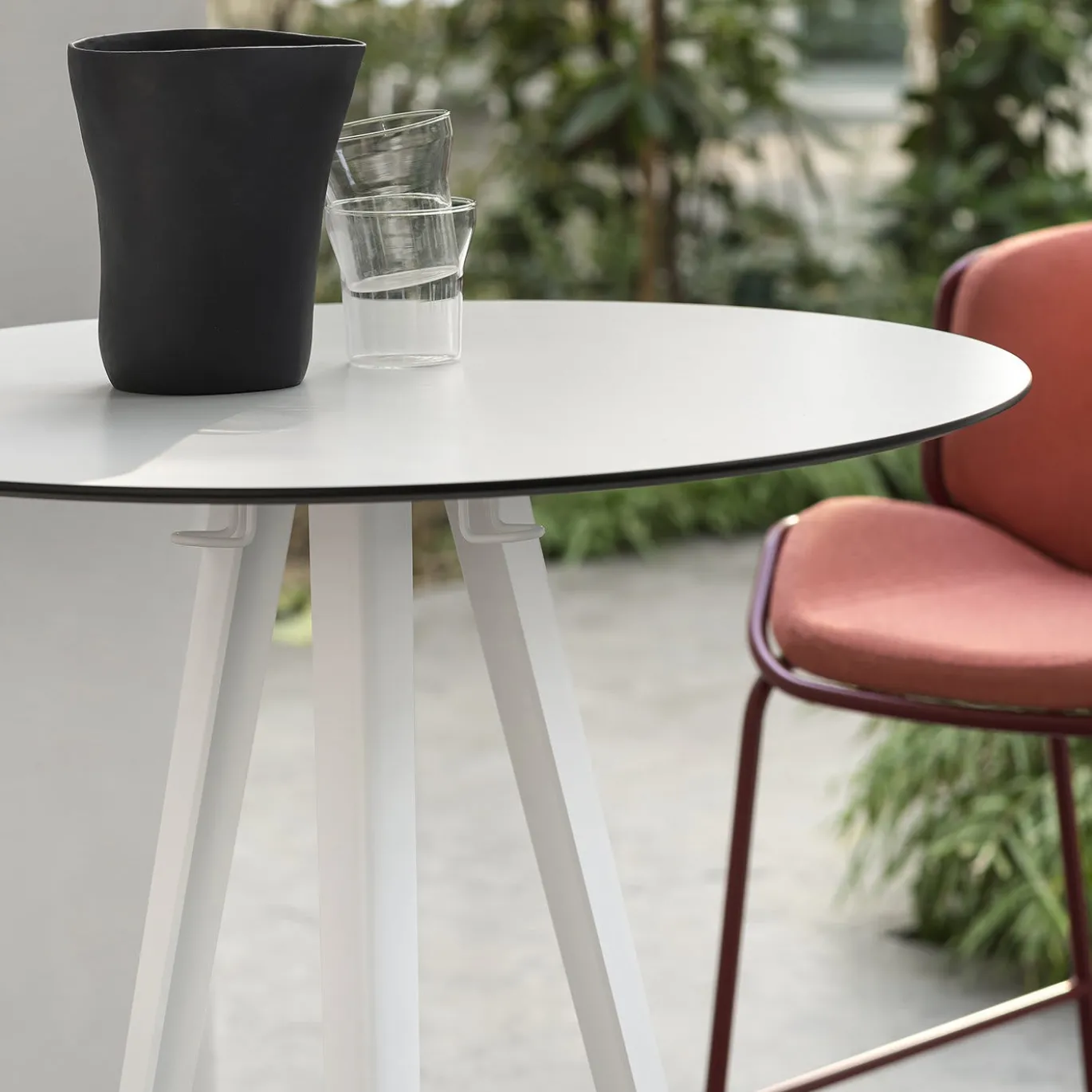 Sgabello Skin Red di Giacomo Cattani
