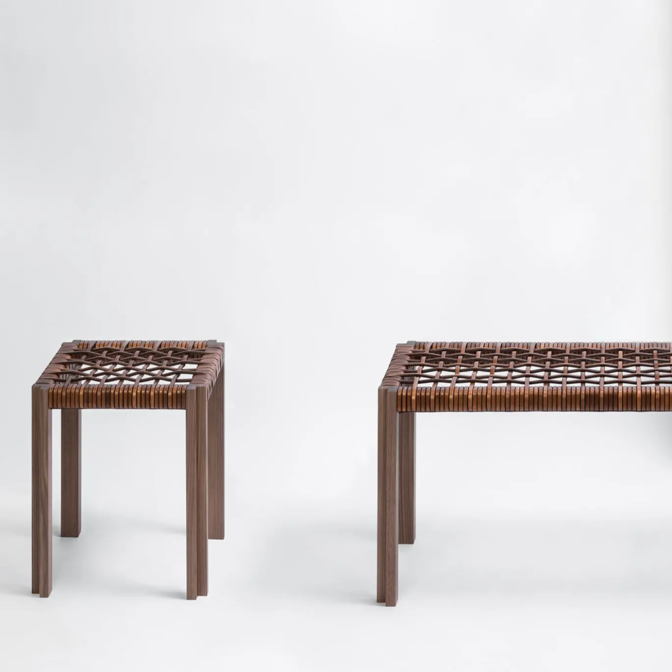Sgabello Structura Crisscross