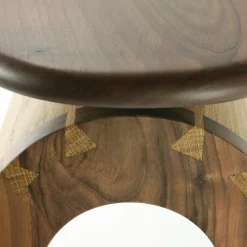 Sgabello Stu:l in legno di noce e rovere