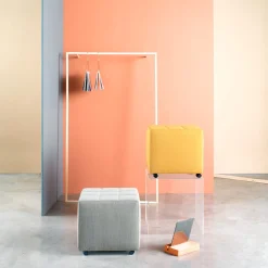 SigPouf con ruote Mango