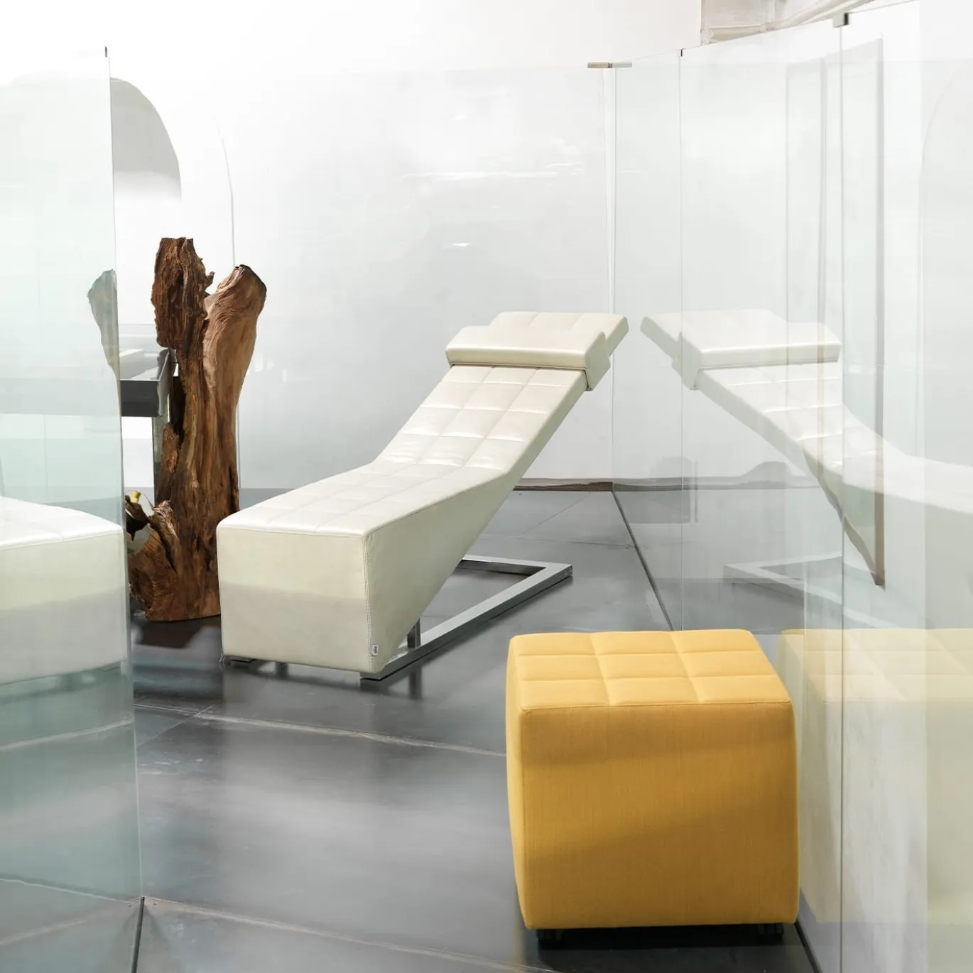 SigPouf con ruote Mango