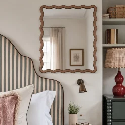 Specchio da parete in ottone Urban Waves