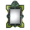 Specchio da parete Kinda in vetro di Murano verde