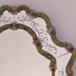 Specchio in vetro di Murano rosa/ambra Vetrai