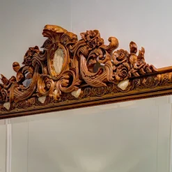 Specchio rettangolare in legno di tiglio in stile Luigi XVI