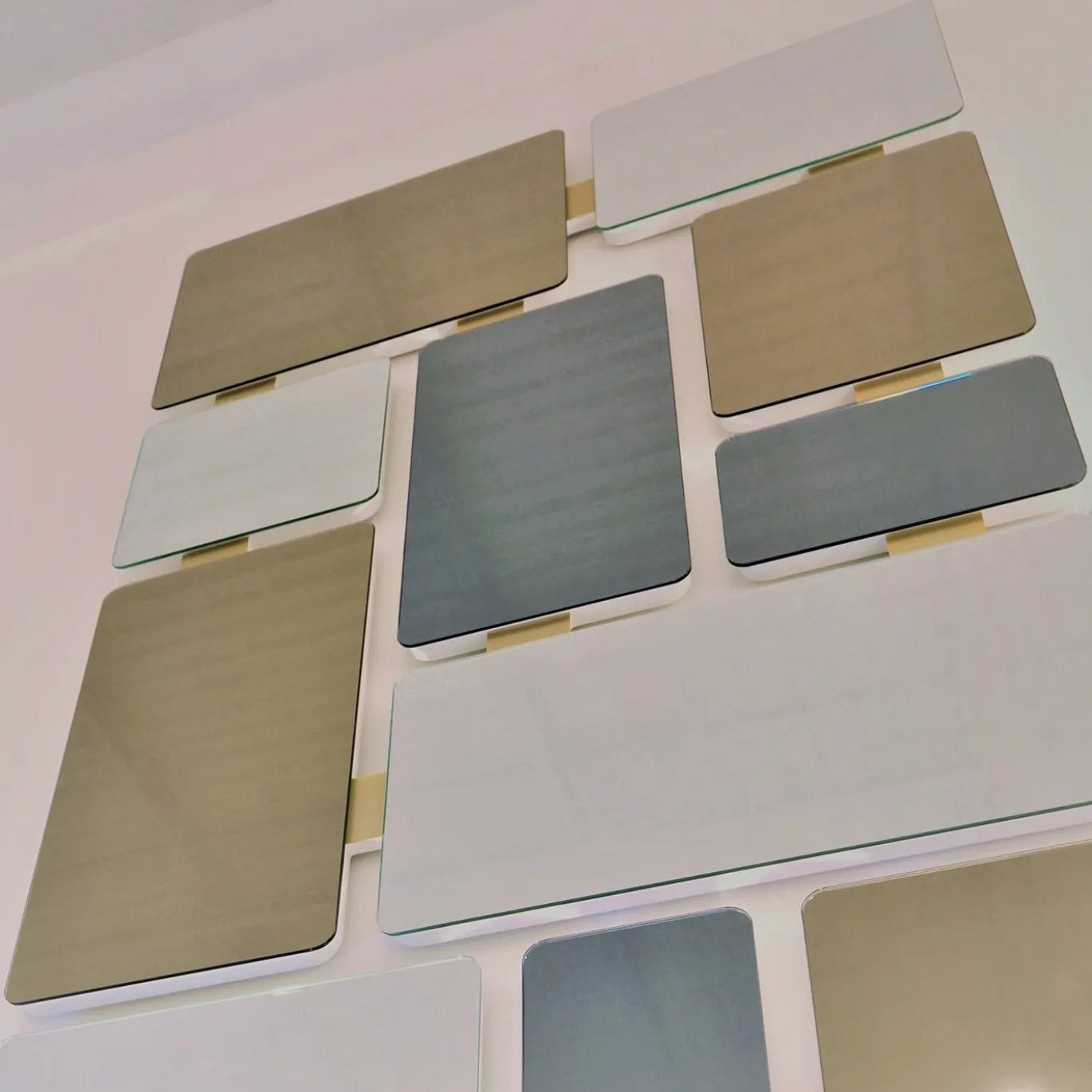 Specchio scultoreo a 8 pezzi