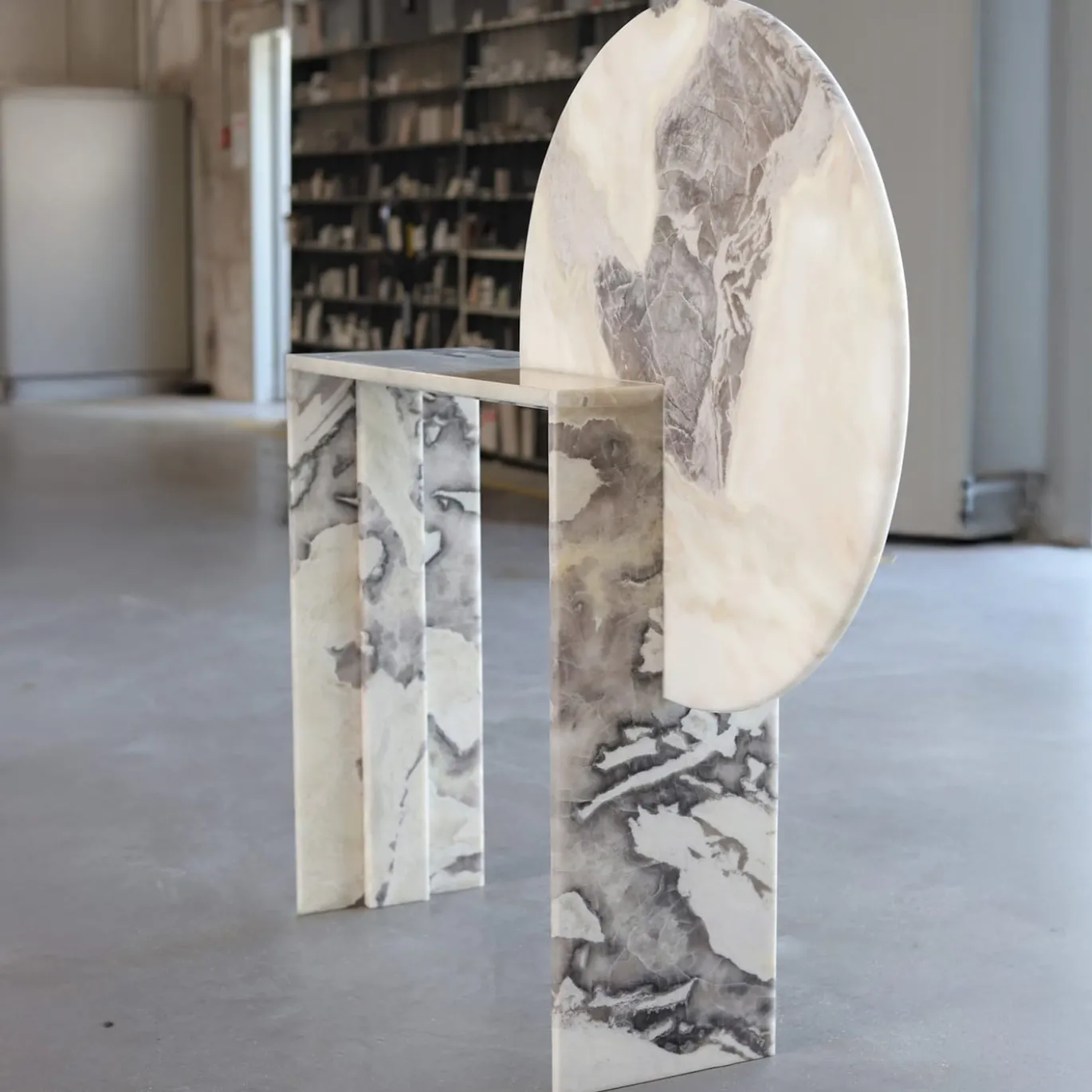 SSC104 Console scultorea in marmo