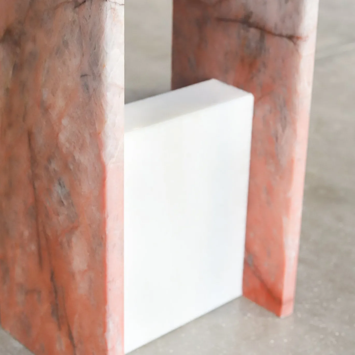 SST016-5 Tavolino Laterale Retangolare in Marmo Onice Rosa