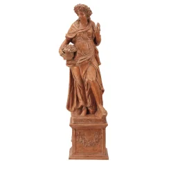 Statua Primavera in terracotta con base festonata