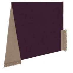 Tappeto asimmetrico colore amarena