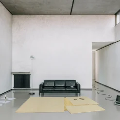 Tappeto Lettera Aperta Beige e Giallo Annodato a Mano