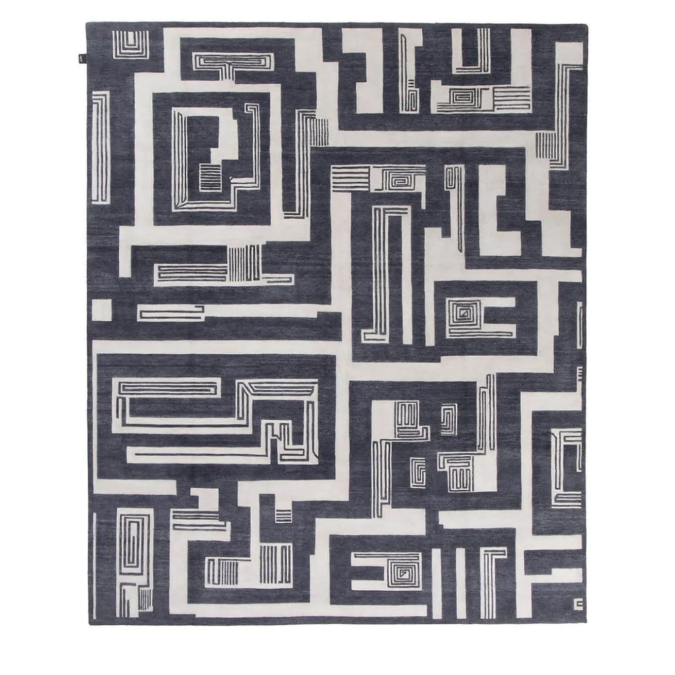 Tappeto Maze in lana nera e avorio di Fede Cheti