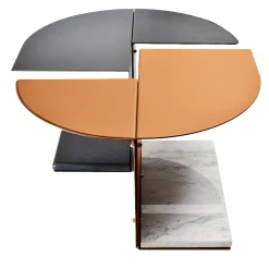 Tavoli Nesting Tito One in metallo marrone e nero con base in marmo bianco di Carrara