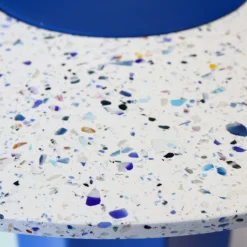 Tavolino alto rotondo Revéro in acciaio blu