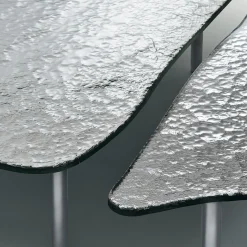 Tavolino basso Specchio di Venere di Massimiliano Locatelli-CLS Architetti