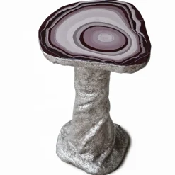 Tavolino Charles Small con piano in scagliola viola e base in legno argentato