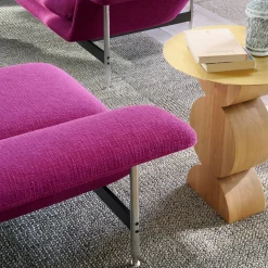 Tavolino Constantin in rovere cerato e ottone